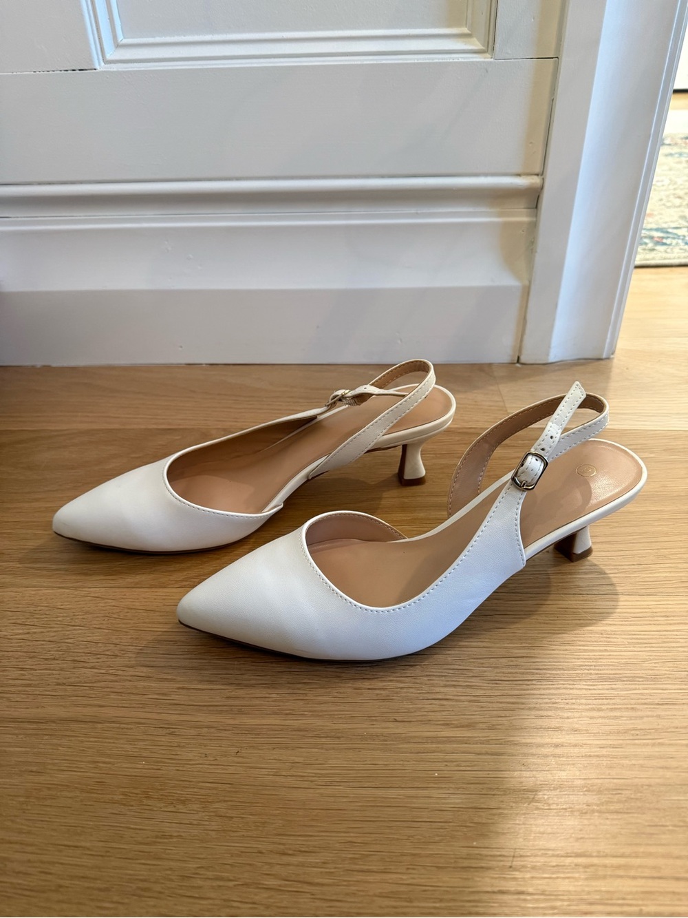 White Heels size 8.5